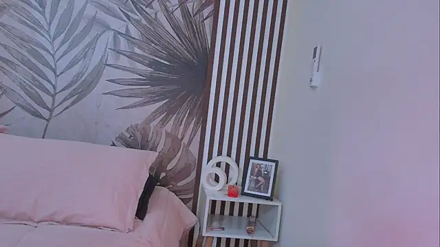 Samaantha-White online show from January 19, 2026, 11:36 am