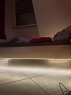 Bennyben8604 online show from December 6, 2024, 9:57 pm