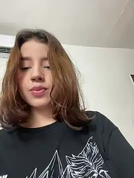 Snapshot of Lia_sex69 chatting on February 8, 2025, 2:15 am Lia sex69 online show from February 8, 2025, 2:15 am