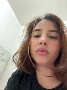 Snapshot of Lia_sex69 chatting on February 18, 2025, 11:33 am Lia sex69 online show from February 18, 2025, 11:33 am