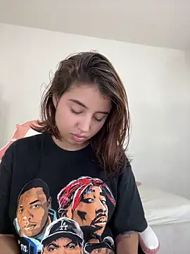 Snapshot of Lia_sex69 chatting on February 18, 2025, 8:58 pm Lia sex69 online show from February 18, 2025, 8:58 pm