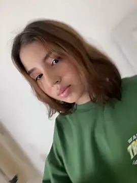 Snapshot of Lia_sex69 chatting on February 19, 2025, 11:49 am Lia sex69 online show from February 19, 2025, 11:49 am