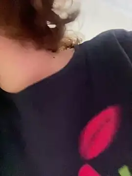 Snapshot of Lia_sex69 chatting on February 24, 2025, 12:05 pm Lia sex69 online show from February 24, 2025, 12:05 pm