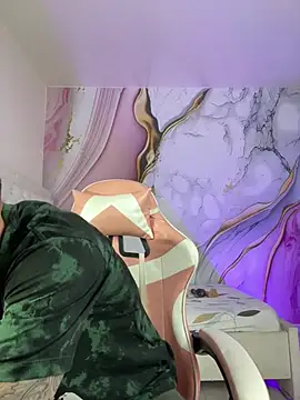 Snapshot of Lia_sex69 chatting on March 1, 2025, 2:48 am Lia sex69 online show from March 1, 2025, 2:48 am