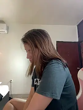 Snapshot of Lia_sex69 chatting on March 15, 2025, 10:13 am Lia sex69 online show from March 15, 2025, 10:13 am