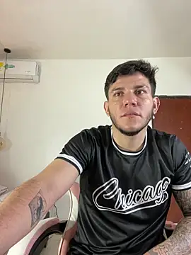 Snapshot of Lia_sex69 chatting on March 23, 2025, 7:09 am Lia sex69 online show from March 23, 2025, 7:09 am