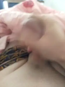 Snapshot of xozox chatting on October 25, 2025, 9:06 am xozox online show from October 25, 2025, 9:06 am