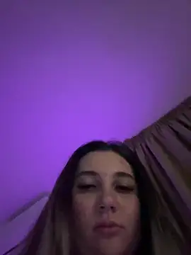 Snapshot of babyyboomm chatting on February 20, 2025, 3:45 am babyyboomm online show from February 20, 2025, 3:45 am