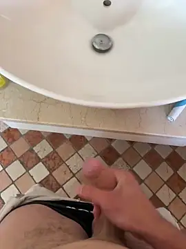 Siggidc2n online show from April 15, 2026, 10:22 am