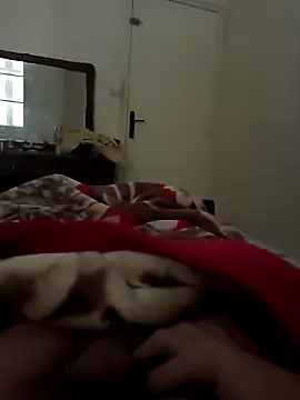 Hot Boy 2004 online show from January 2, 2025, 1:08 pm