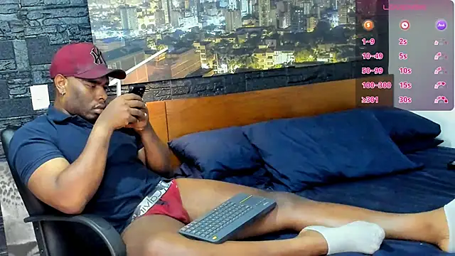 thomas santtos1 online show from February 14, 2025, 2:28 am