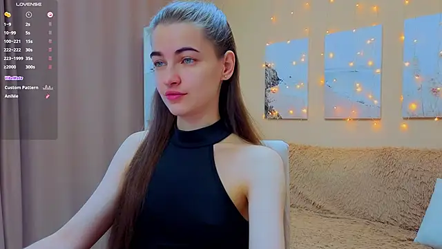 AstoriyaNight online show from April 18, 2026, 4:05 am