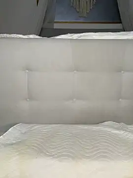 Busty-Ellie online show from January 13, 2025, 10:24 pm