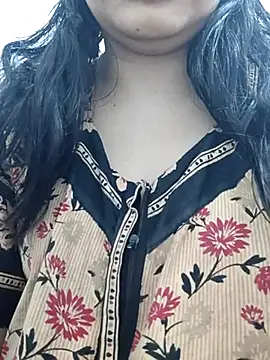 Snapshot of Aaradhya chatting on March 18, 2025, 1:00 am Aaradhya online show from March 18, 2025, 1:00 am