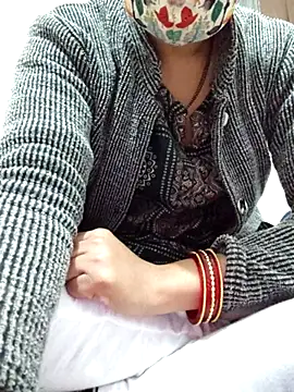 Snapshot of Aaradhya chatting on December 20, 2025, 1:02 am Aaradhya online show from December 20, 2025, 1:02 am