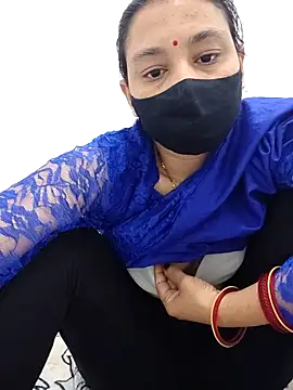 Snapshot of Aaradhya chatting on April 6, 2026, 1:25 am Aaradhya online show from April 6, 2026, 1:25 am