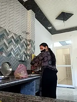 Snapshot of Aaradhya chatting on April 8, 2026, 4:01 am Aaradhya online show from April 8, 2026, 4:01 am