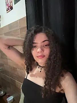 izumikarol online show from March 14, 2026, 7:41 pm