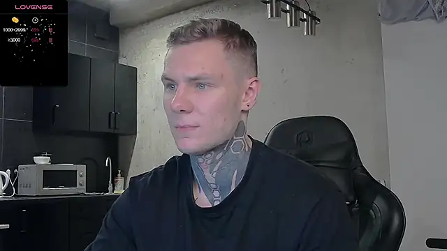 Snapshot of Lechery_boy chatting on December 15, 2024, 4:07 am Lechery boy online show from December 15, 2024, 4:07 am