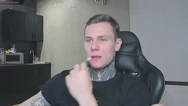 Snapshot of Lechery_boy chatting on January 10, 2025, 8:07 am Lechery boy online show from January 10, 2025, 8:07 am