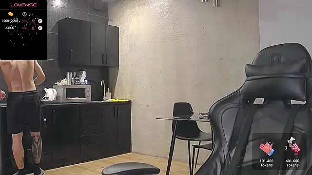 Snapshot of Lechery_boy chatting on January 26, 2025, 5:02 pm Lechery boy online show from January 26, 2025, 5:02 pm