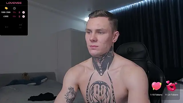 Snapshot of Lechery_boy chatting on January 30, 2025, 8:10 pm Lechery boy online show from January 30, 2025, 8:10 pm