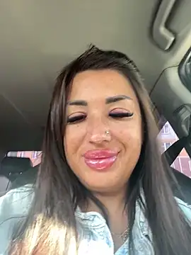 RuslanaXX online show from March 25, 2026, 4:07 am