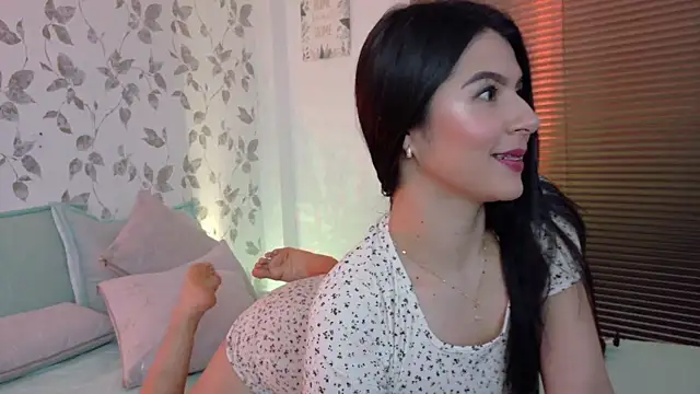Snapshot of Nathaly-Lopez chatting on June 12, 2026, 3:22 pm Nathaly-Lopez online show from June 12, 2026, 3:22 pm