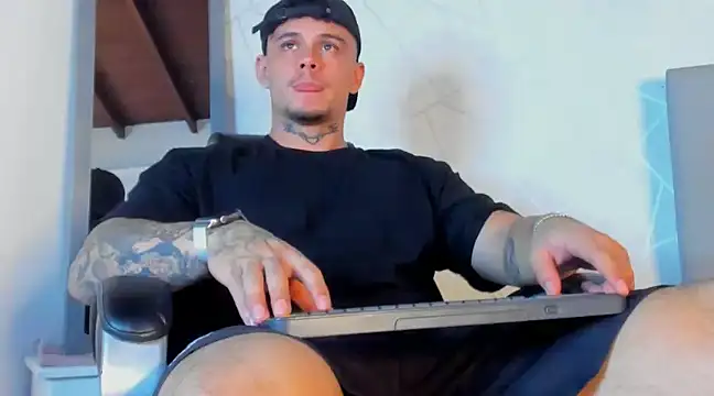 NoahhBrown online show from March 19, 2025, 3:30 am