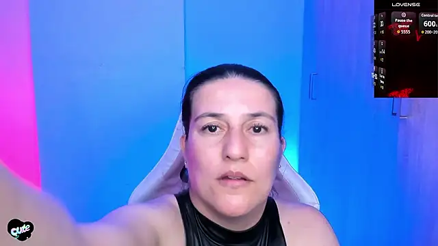 Saskyaa online show from March 19, 2026, 1:42 am