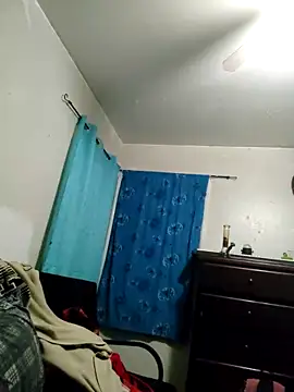 Snapshot of LongDickZee562 chatting on February 1, 2025, 8:18 am LongDickZee562 online show from February 1, 2025, 8:18 am