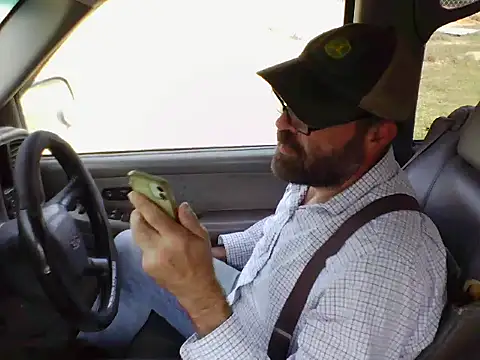 Onesieboy4daddys online show from March 11, 2026, 6:58 pm