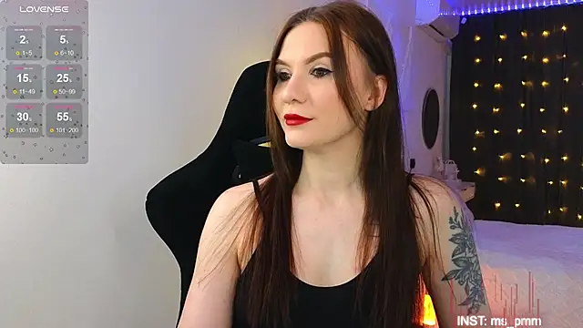 Snapshot of Maria_Shy chatting on December 22, 2024, 5:45 am Maria Shy online show from December 22, 2024, 5:45 am