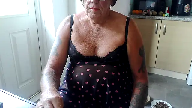 Snapshot of samanthasissieuk chatting on July 24, 2026, 5:44 pm samanthasissieuk online show from July 24, 2026, 5:44 pm