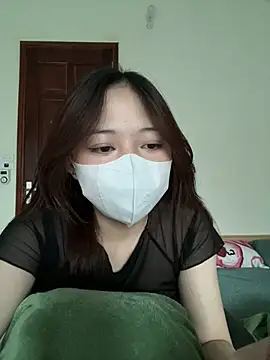 Snapshot of Seena-Mochi chatting on December 9, 2024, 5:29 am Seena-Mochi online show from December 9, 2024, 5:29 am