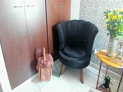 mabelsaravia online show from April 2, 2026, 6:16 pm