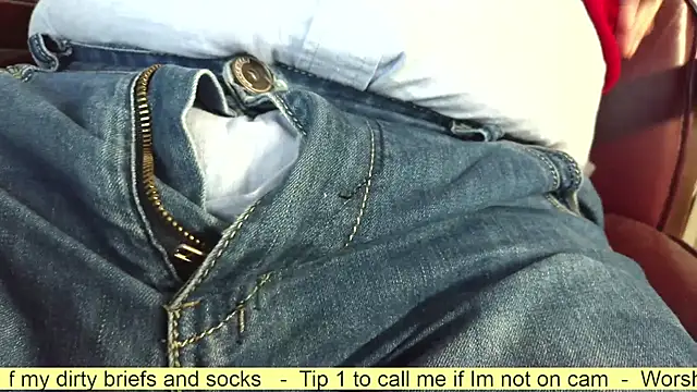 smoothandtiny online show from October 26, 2025, 6:58 pm