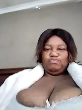 MATUREBUSSTY online show from October 1, 2025, 5:02 am