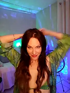 Snapshot of Luna_Kitanna chatting on January 25, 2025, 11:22 pm Luna Kitanna online show from January 25, 2025, 11:22 pm