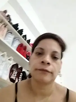 Snapshot of EscortRegina3535 chatting on December 20, 2025, 11:06 am EscortRegina3535 online show from December 20, 2025, 11:06 am