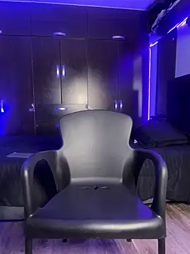 innsolemnia online show from September 12, 2025, 3:06 am