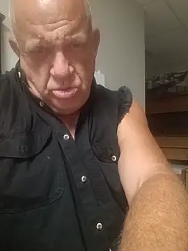 GIBLAKE online show from August 8, 2026, 6:48 am