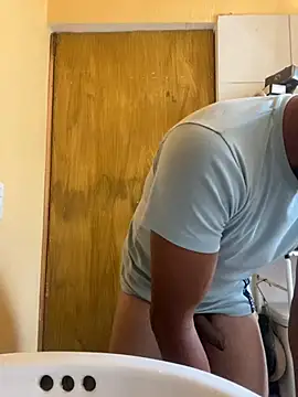 negro15cm17 online show from February 4, 2025, 3:04 pm