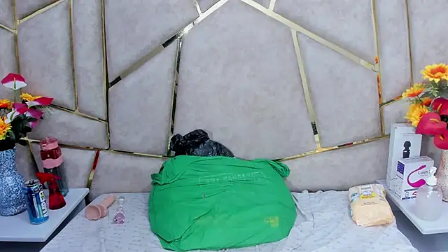 Kloe Candy1 online show from January 31, 2025, 9:48 am