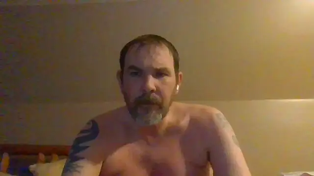 Snapshot of sdmsilver1983 chatting on February 16, 2026, 2:24 pm sdmsilver1983 online show from February 16, 2026, 2:24 pm