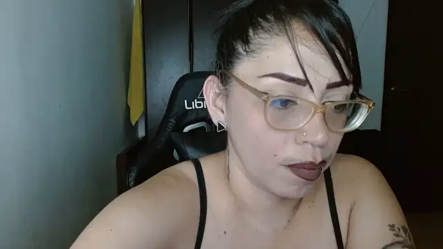 natashasmithe online show from February 7, 2025, 1:58 am