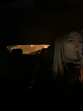 Snapshot of StasyWood chatting on December 9, 2024, 1:18 am StasyWood online show from December 9, 2024, 1:18 am