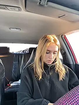 Snapshot of StasyWood chatting on December 10, 2024, 4:02 am StasyWood online show from December 10, 2024, 4:02 am