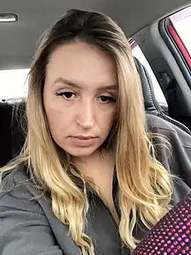 Snapshot of StasyWood chatting on January 4, 2025, 4:12 am StasyWood online show from January 4, 2025, 4:12 am