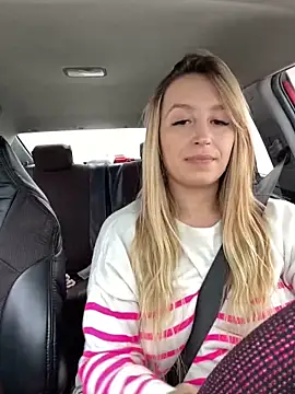 Snapshot of StasyWood chatting on January 6, 2025, 4:26 am StasyWood online show from January 6, 2025, 4:26 am